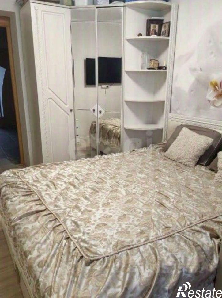 2-комн квартира улица 45-я Параллель, 30,  д. 30