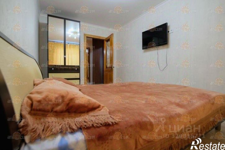 2-комн квартира улица Пирогова, 22/4,  д. 22/4