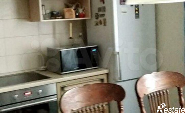 4-комн квартира улица А. Толстого, 6,  д. 6