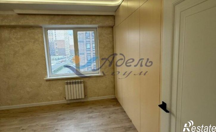 2-комн квартира улица 45-я Параллель, 87,  д. 87
