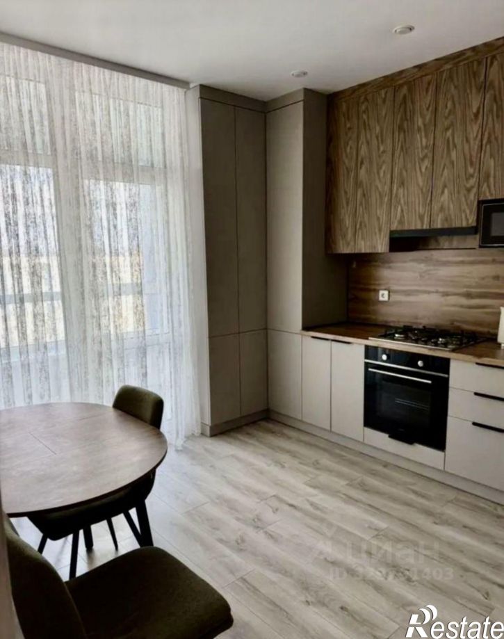 2-комн квартира Российский проспект, 18,  д. 18