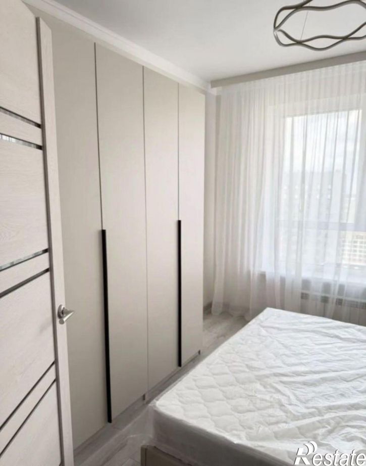 2-комн квартира Российский проспект, 18,  д. 18