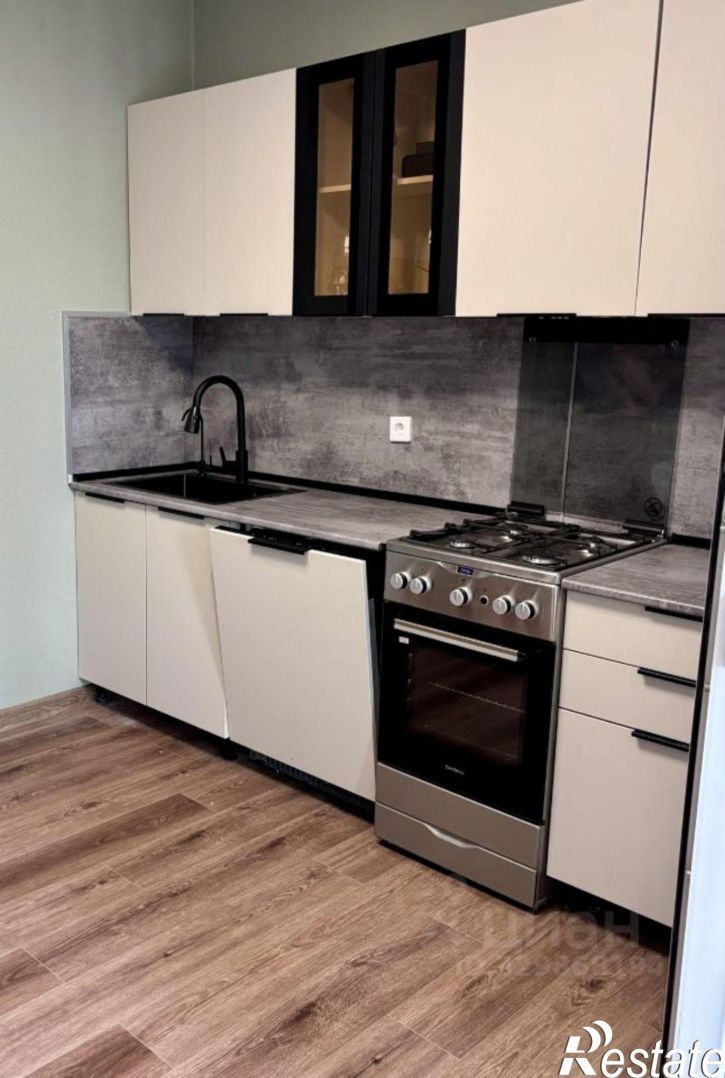 2-комн квартира Российский проспект, 18 к1,  д. 18 к1