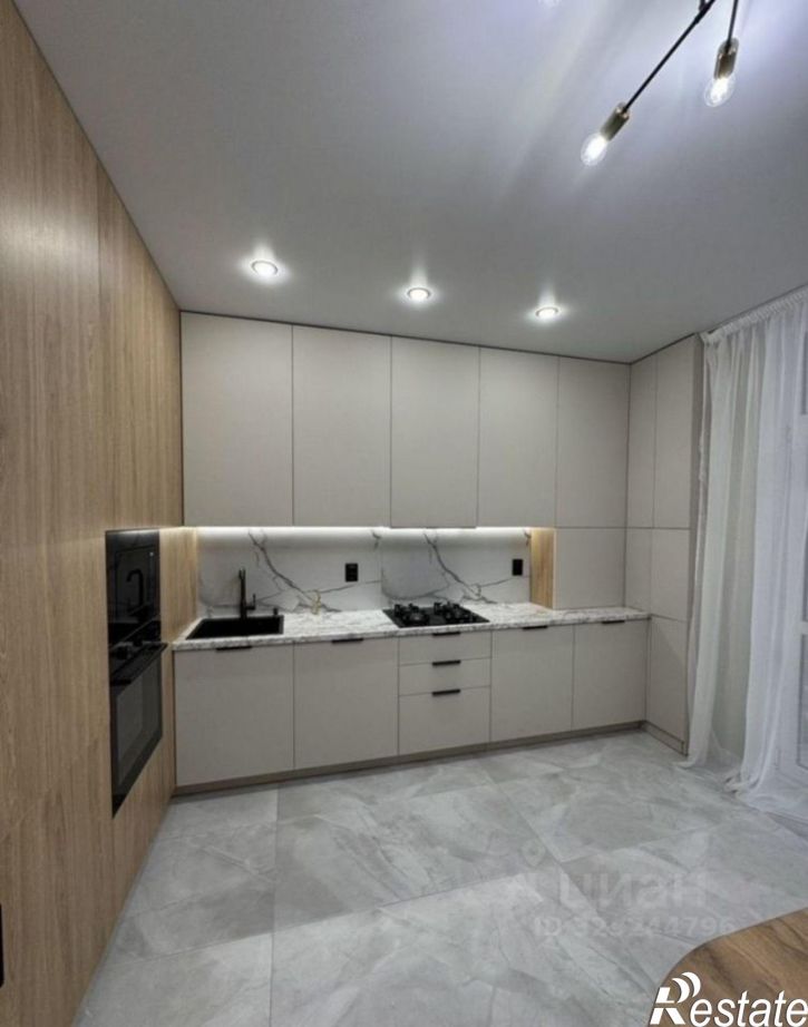 2-комн квартира Российский проспект, 12 к2,  д. 12 к2