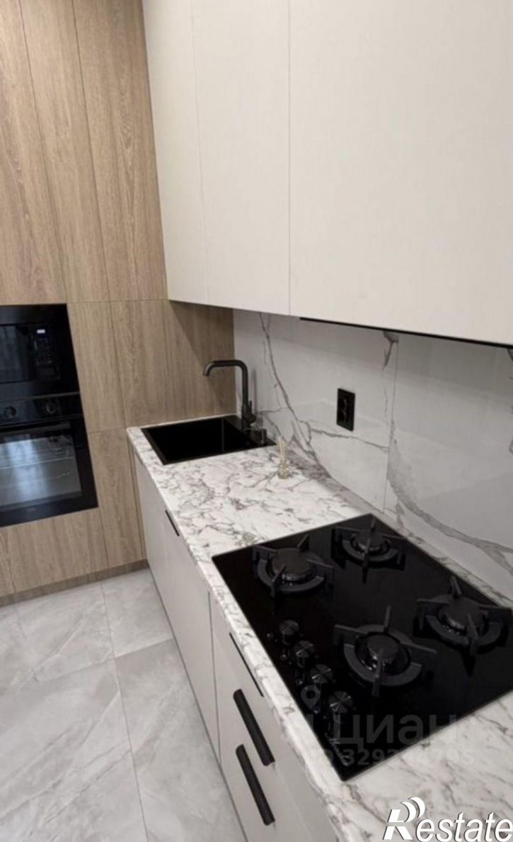 2-комн квартира Российский проспект, 12 к2,  д. 12 к2