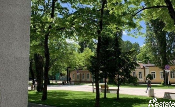 2-комн квартира проспект Октябрьской Революции, 24,  д. 24