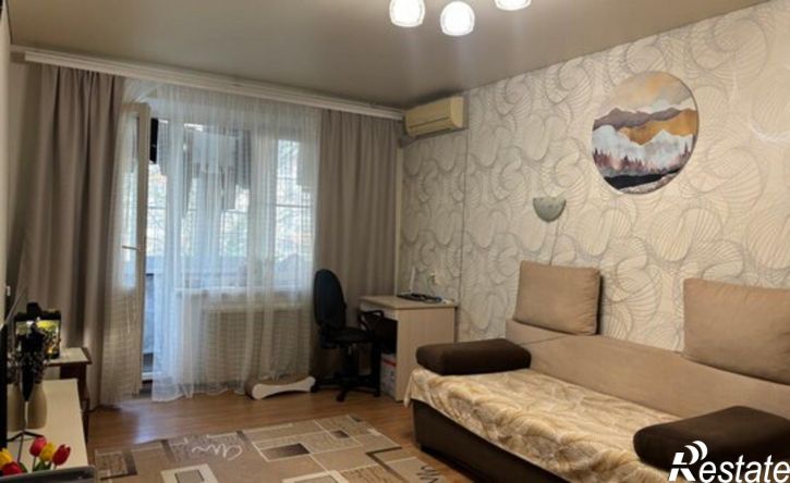 1-комн квартира проспект Юности, 1/3,  д. 1/3
