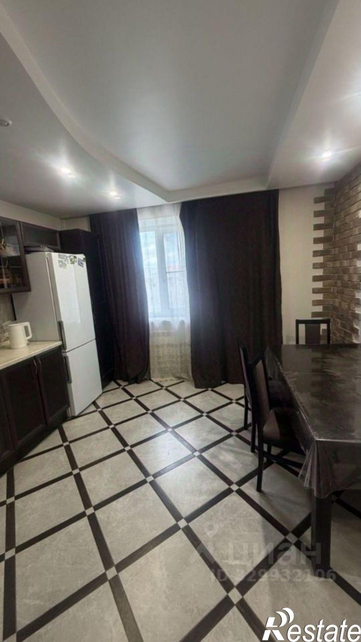 3-комн квартира Комсомольская улица, 81,  д. 81