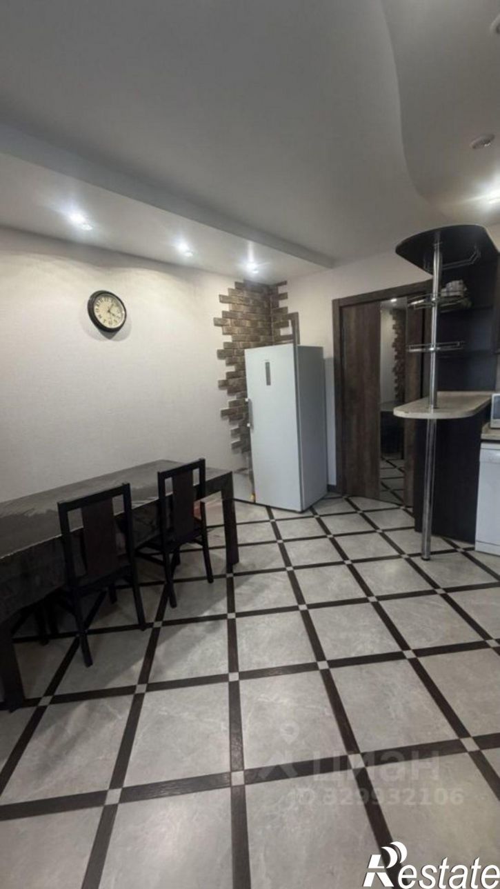 3-комн квартира Комсомольская улица, 81,  д. 81