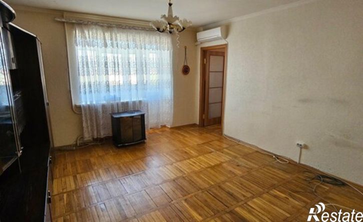3-комн квартира ул Доваторцев, 11,  д. 11