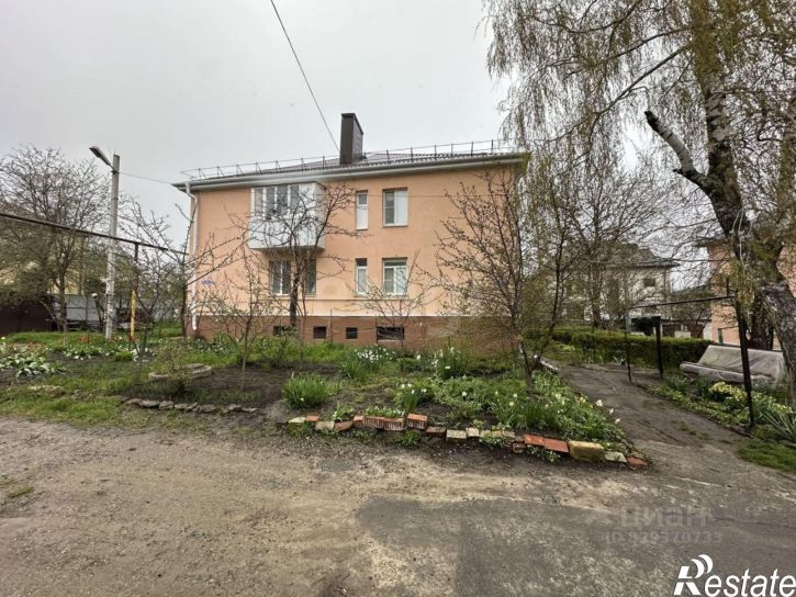 3-комн квартира Врачебный проезд, 49,  д. 49