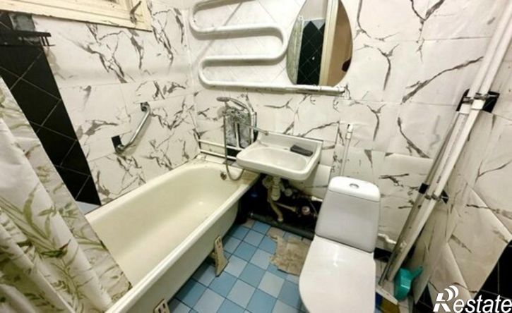 2-комн квартира ул Доваторцев, 3,  д. 3