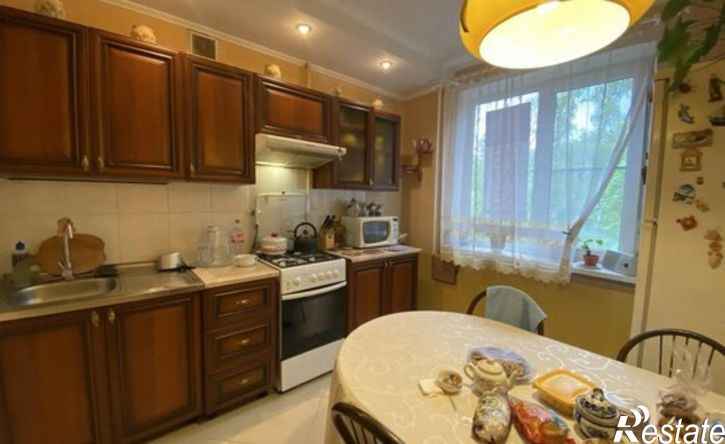 4-комн квартира улица Васильева, 5,  д. 5
