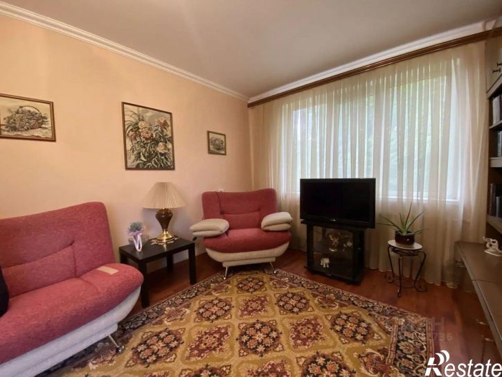 4-комн квартира улица Васильева, 5,  д. 5
