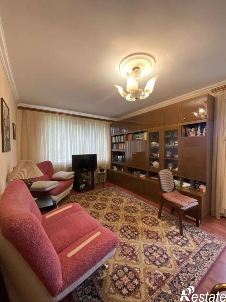 4-комн квартира улица Васильева, 5,  д. 5