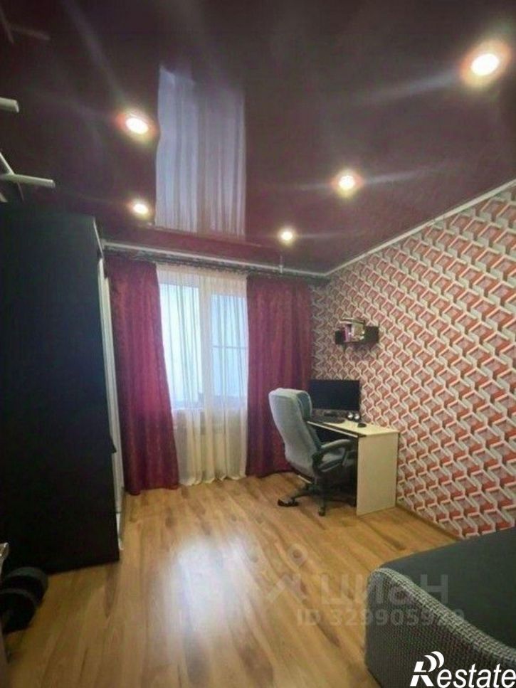 3-комн квартира улица Пирогова, 32,  д. 32