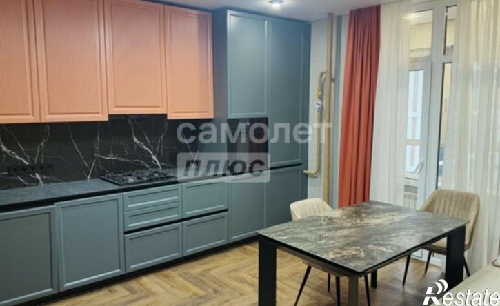 3-комн квартира ул 45 Параллель, 87,  д. 87