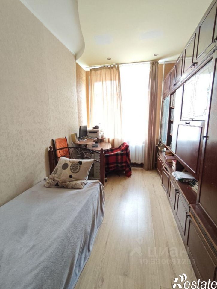 3-комн квартира улица Дзержинского, 172А,  д. 172А