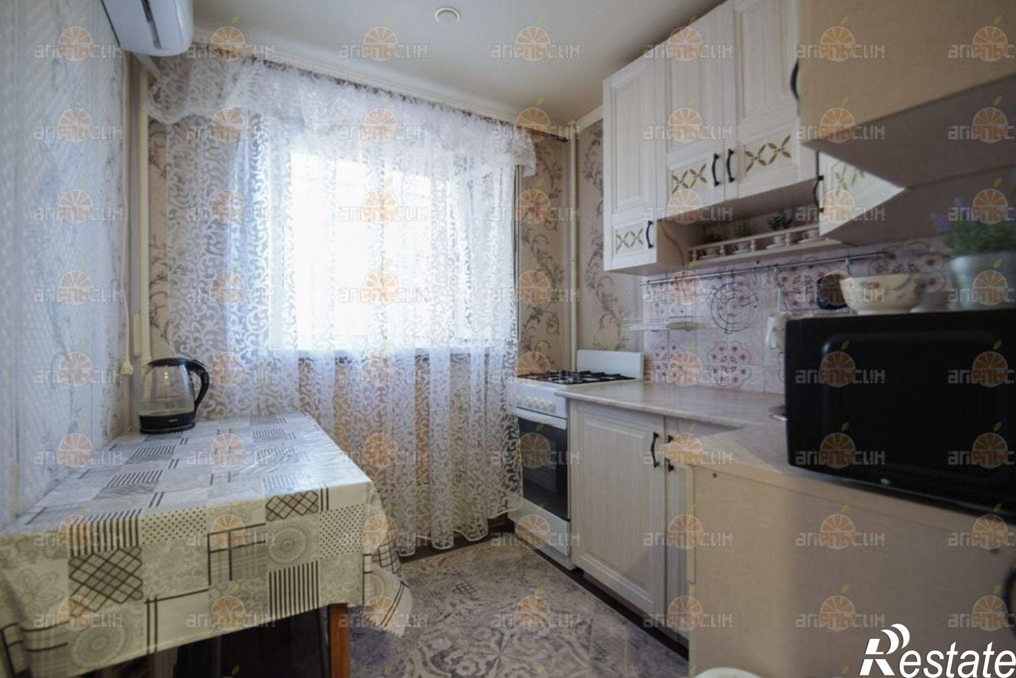 Сдать квартиру за 15 000 рублей на Шеболдаева, 7