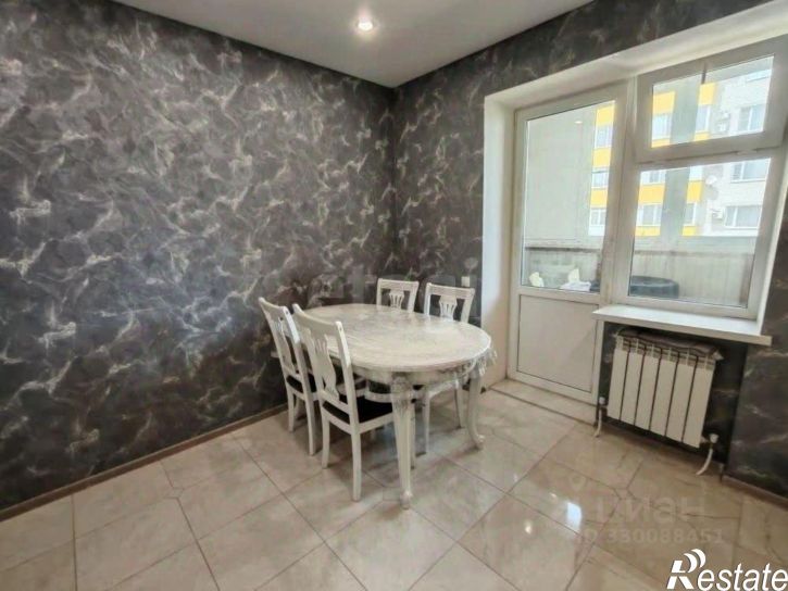 3-комн квартира ул Серова, 472/3 1,  д. 472/3 1,  к. 1