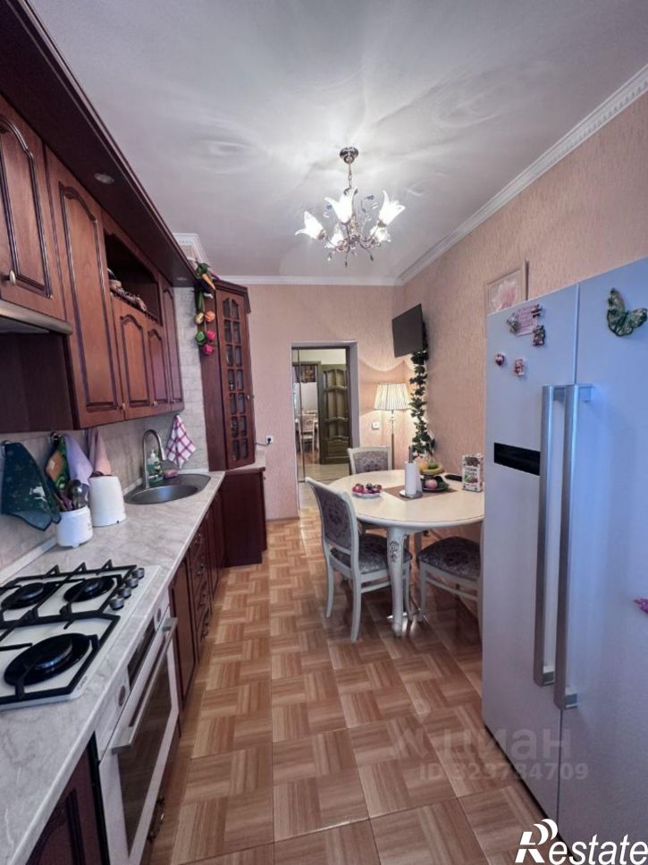 2-комн квартира улица Пирогова, 74,  д. 74