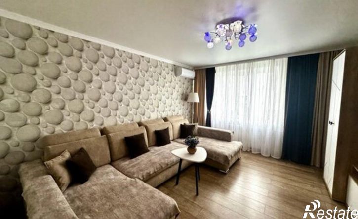 3-комн квартира улица Ленина, 301,  д. 301