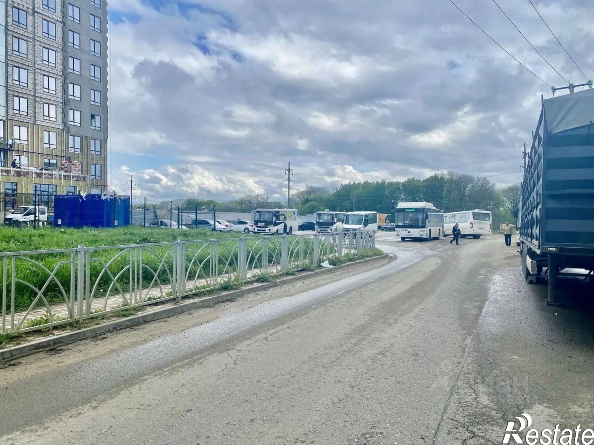 Купить торговое помещение за 10 000 000 рублей на улица 45-я Параллель, 50 к2