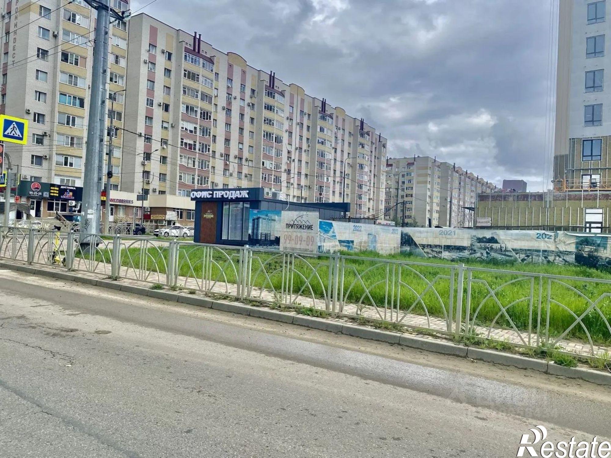 Купить торговое помещение за 10 000 000 рублей на улица 45-я Параллель, 50 к2
