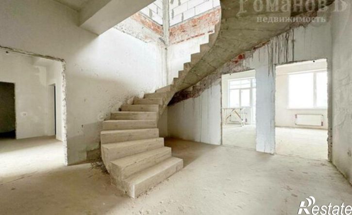 5-комн квартира улица Розы Люксембург, 32,  д. 32