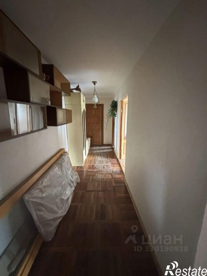 3-комн квартира улица Мира, 358,  д. 358