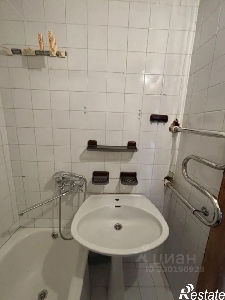 3-комн квартира улица Мира, 358,  д. 358