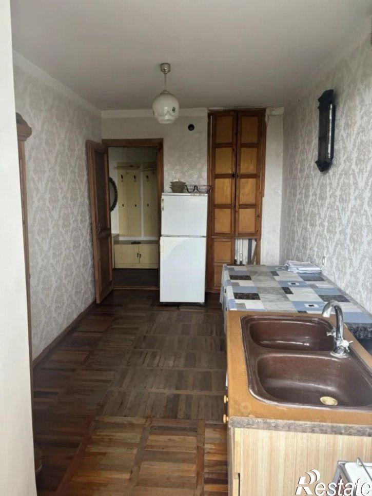 3-комн квартира улица Мира, 358,  д. 358