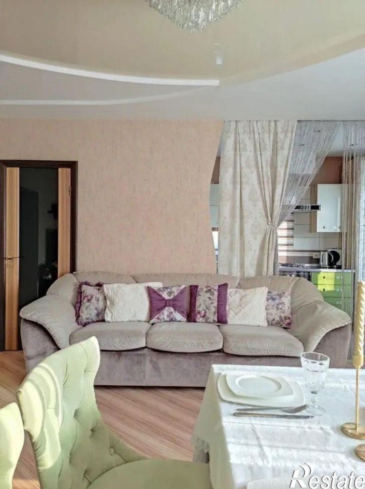 4-комн квартира пр-кт Кулакова, 47/5,  д. 47/5