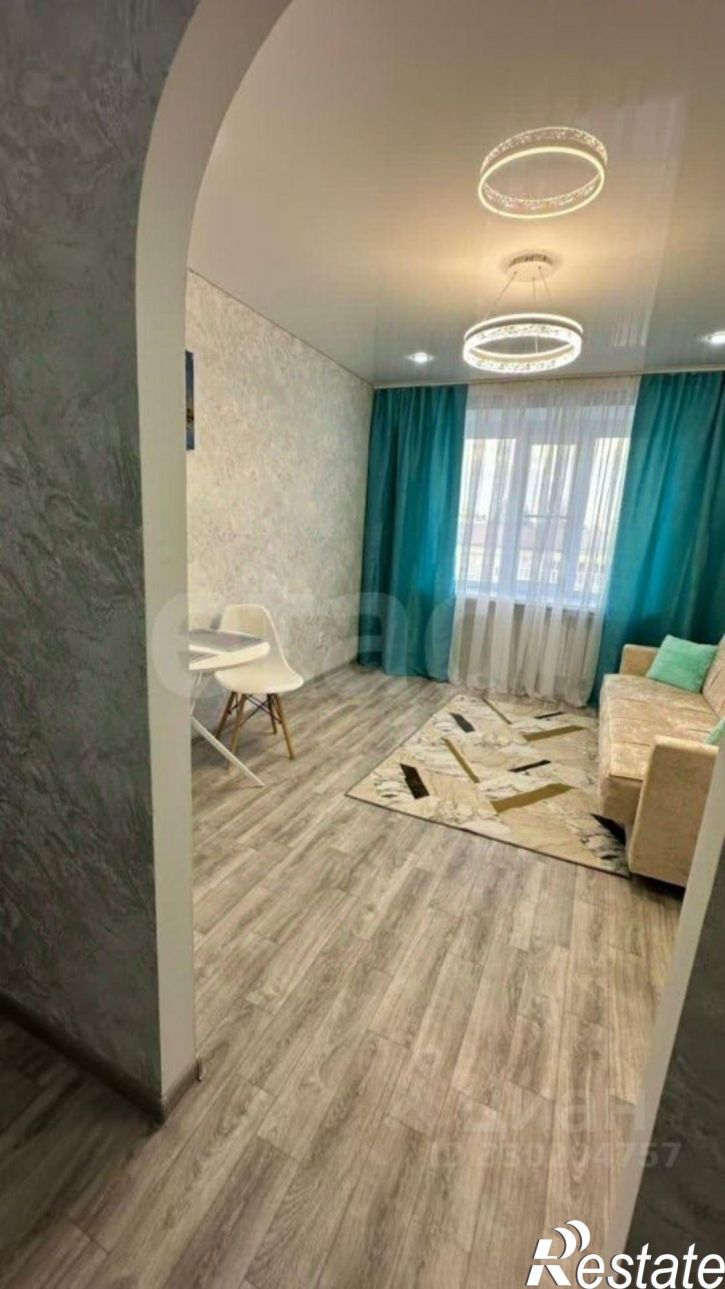 Комната пр-кт Юности, 3/2,  д. 3/2