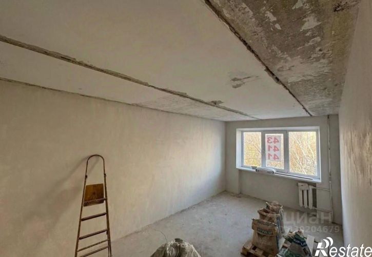 2-комн квартира улица Фроленко, 10,  д. 10