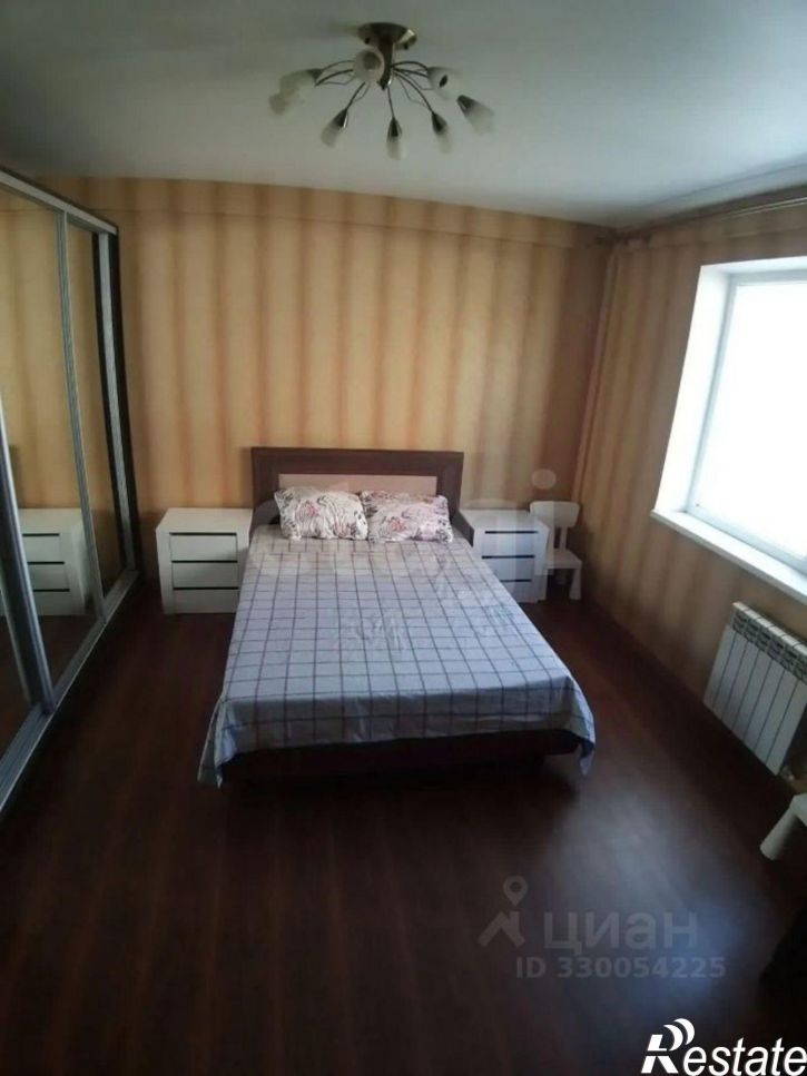 2-комн квартира улица 45-я Параллель, 3Б,  д. 3Б