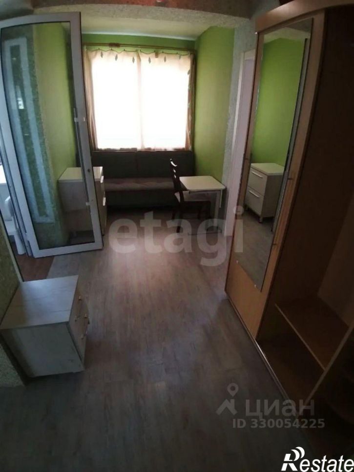2-комн квартира улица 45-я Параллель, 3Б,  д. 3Б