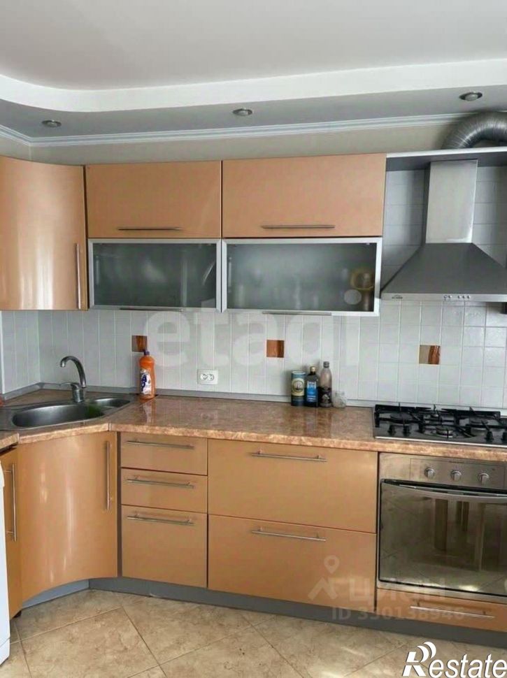 3-комн квартира ул Тельмана, 238/1,  д. 238/1