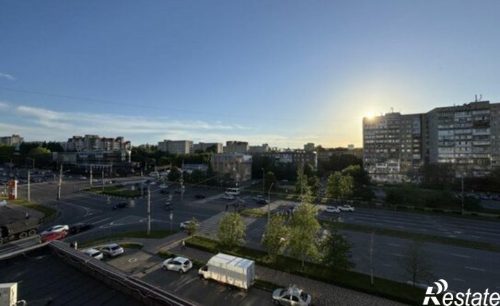 1-комн квартира улица Космонавтов, 2,  д. 2