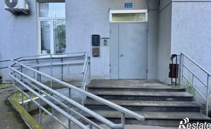 1-комн квартира улица Космонавтов, 2,  д. 2
