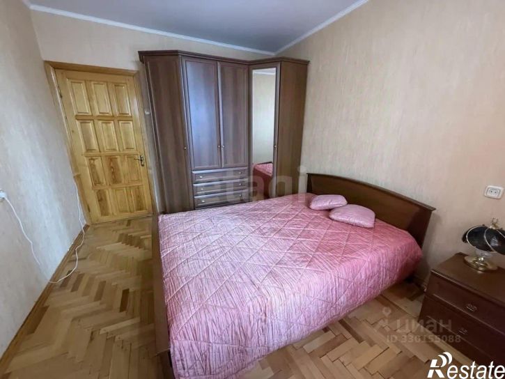 3-комн квартира ул Фроленко, 4,  д. 4
