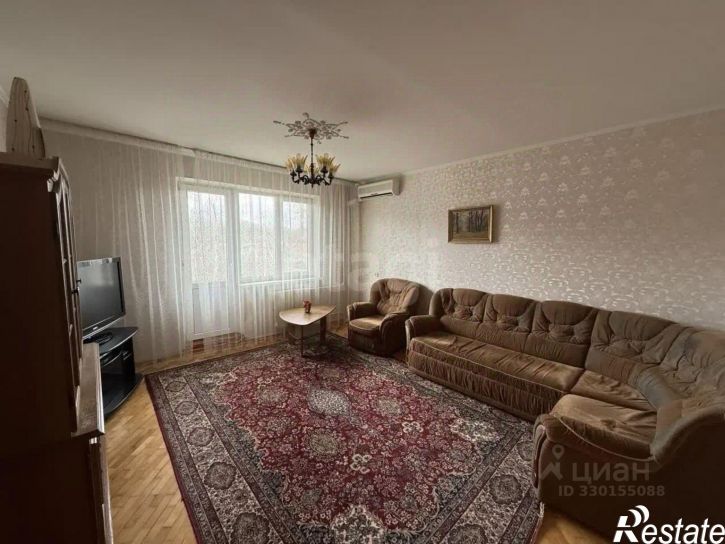 3-комн квартира ул Фроленко, 4,  д. 4