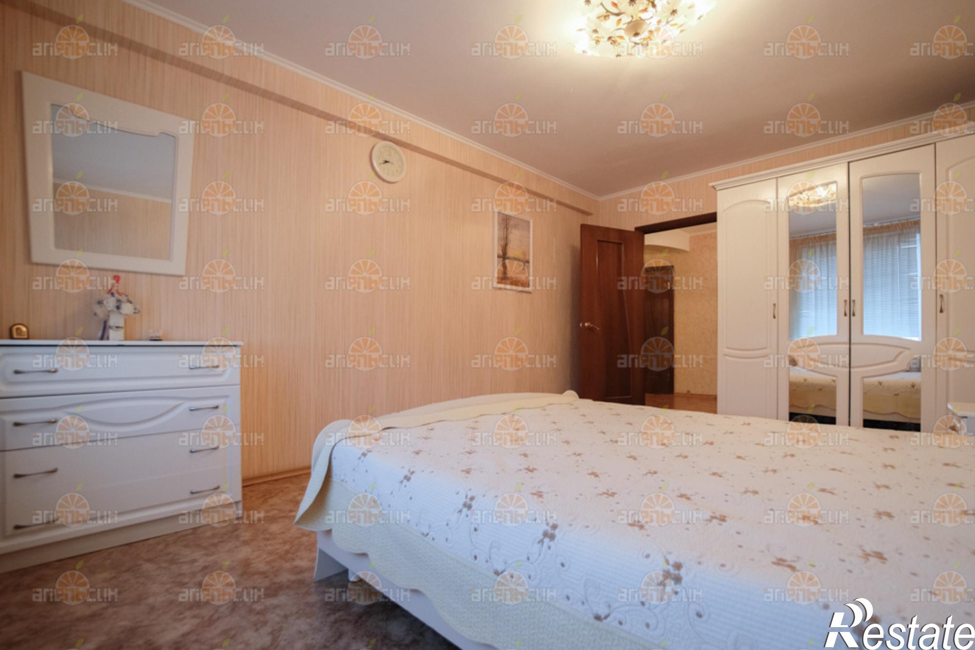 Сдать квартиру за 34 000 рублей на Доваторцев, 32б
