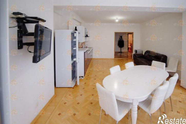 2-комн квартира Мира, 331