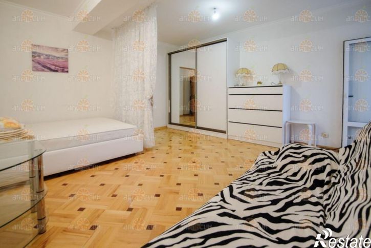 2-комн квартира Мира, 331