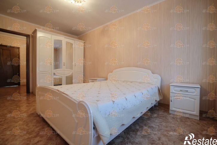 3-комн квартира Доваторцев, 32б