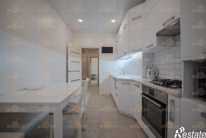 2-комн квартира Добролюбова, 53