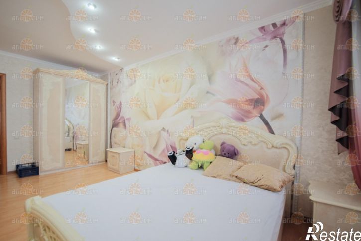 3-комн квартира Доваторцев, 32б