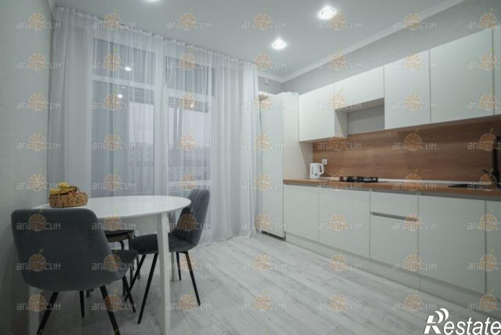 2-комн квартира Российский, 18
