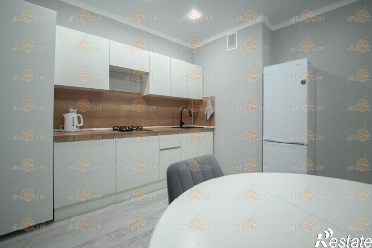 2-комн квартира Российский, 18